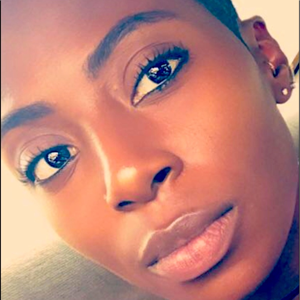 Meet your Posher, Shakita